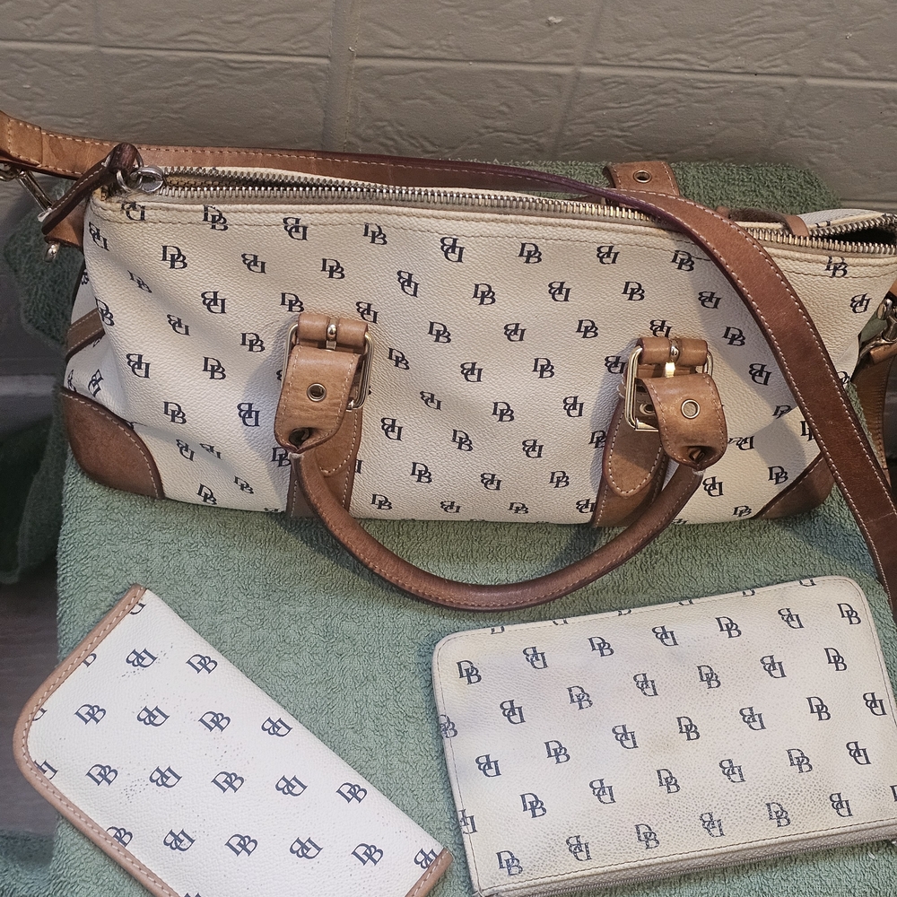 Dooney & Bourke White and Tan Satchel Set - Picture 2 of 14